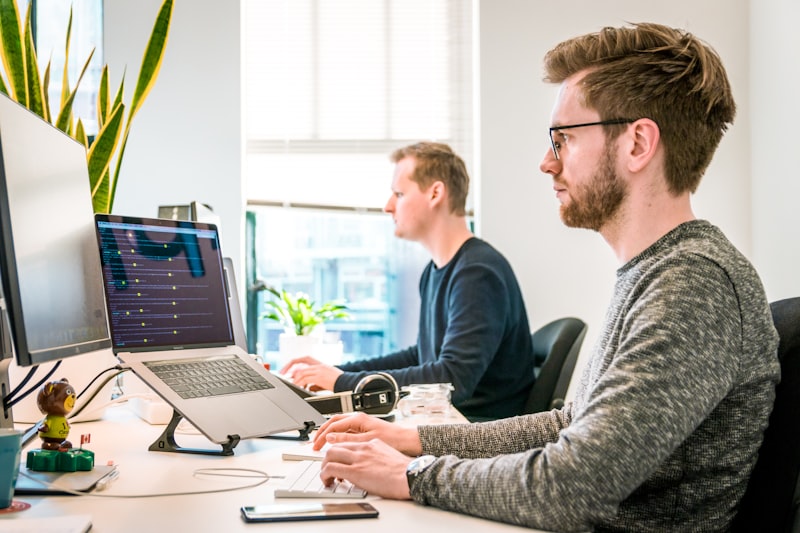 IT команда за роботою